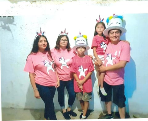 15092019 DE FIESTA.  Festejo de Raúl Estrada Palacios por sus 41 años.