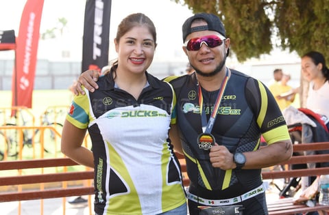 17092019 PARTICIPAN EN TRATLóN.  Nora Rojas y Jorge Angulo.