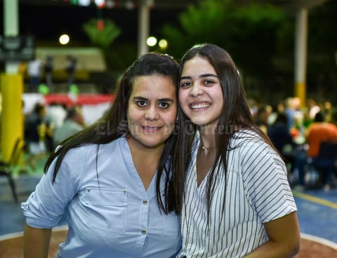 18092019 Muy contentas. Anilú y Marijose.