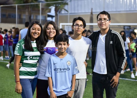 18092019 Jeniffer, Tamara, Marvin, Erick y Sebastián.