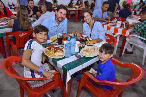 18092019 Gilberto, Aidé, Habib y Hassan.