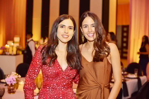 Ariana y Ana