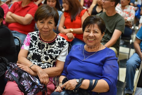 20092019 Gloria y Lupita.