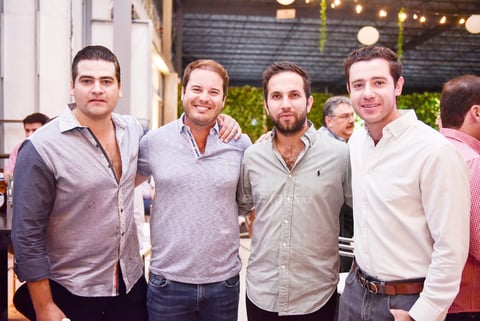 Eduardo,Ricardo,Luis y Rodrigo.