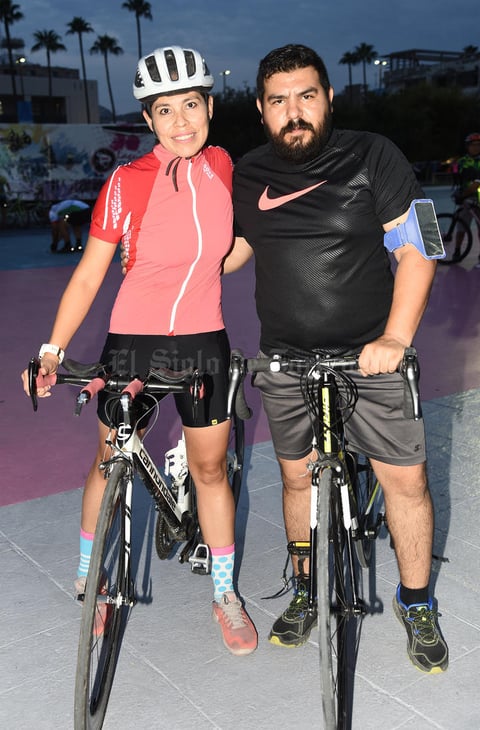 21092019 Claudia Olivas y Juan Manuel Soto.