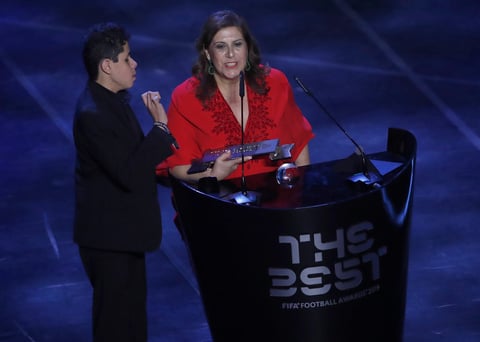 Silvia Grecco se lleva el reconocimiento The Best la Afición de la FIFA 2019
