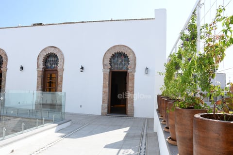 Por su parte, Elías Agüero mencionó que la principal apuesta por parte del gobierno será 'generar un espacio en el que la ciudadanía tenga el recordatorio del valor que conlleva mantener y preservar la arquitectura'.
