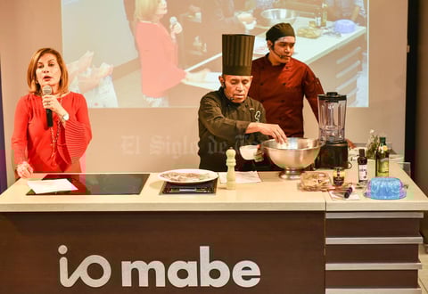 25092019 Nury Farrús de Murra y los expertos chefs en acción.
