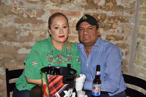 25092019 Fabiola y Adrián.