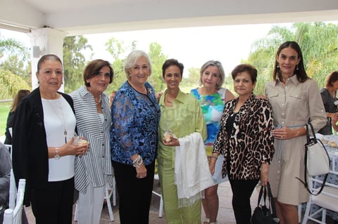 Festeja cumpleaños Luisa Von Bertrab