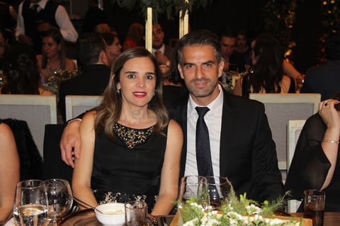 María Elvira Garza de Mijares y Jaime Mijares.