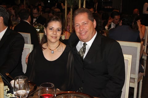 Gabriela Mijares y  Alberto Enríquez.