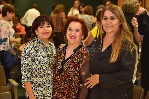 30092019 Chepis, Tita y Lourdes.