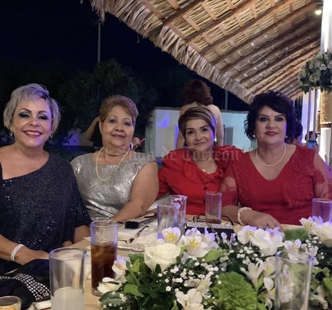 29092019 EN RECIENTE EVENTO SOCIAL.  Irma, Rosy, Mayela y Lucy.
