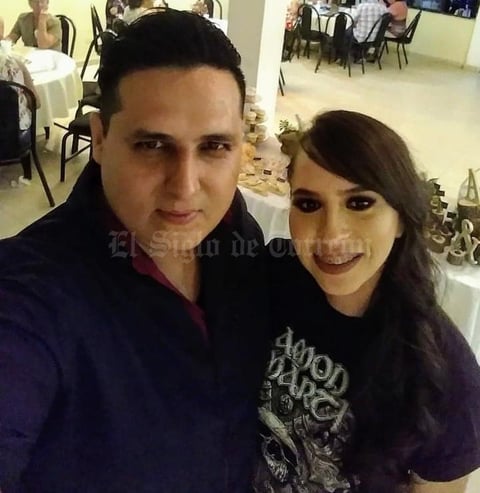 28092019 Alma acompañada de su futuro esposo, Ing. Aarón Díaz.