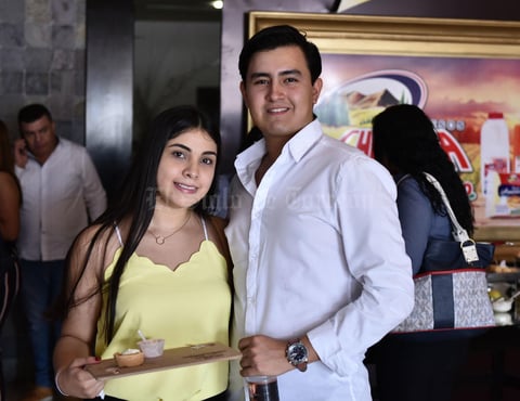 28092019 Leslie Zermeño y Alan Campos.