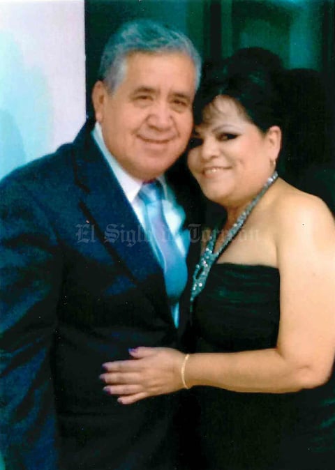 29092019 Cumplen 40 años de casados
