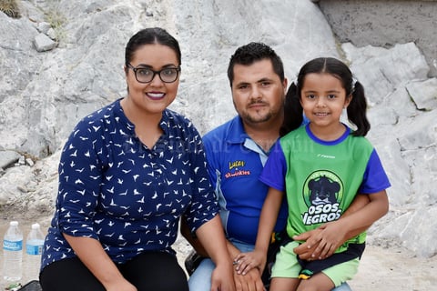 02102019 Luz, Rafa e Hikari.