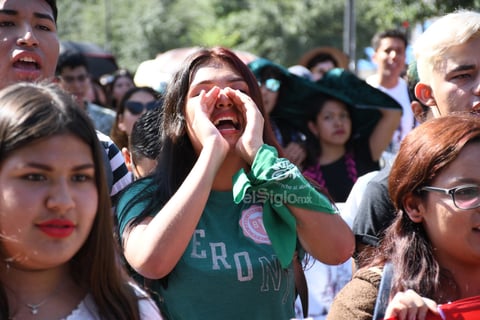 Lanzaron consignas contra el gobierno.