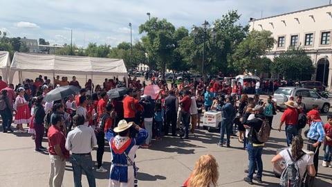 Durante varias horas los manifestantes proclamaron sus consignas.