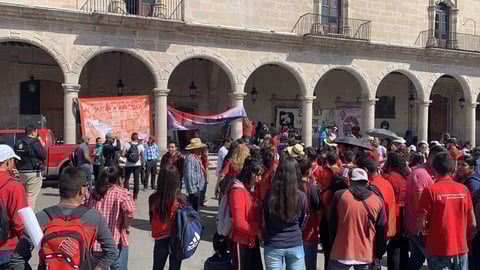 Pero también, denunció que en Durango existe represión al considerar que se han dado casos de abuso de autoridad.