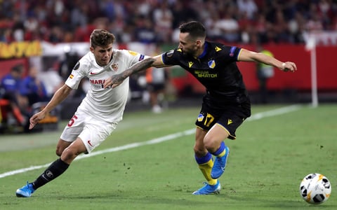 Con gol de 'Chicharito', Sevilla gana en la Europa League