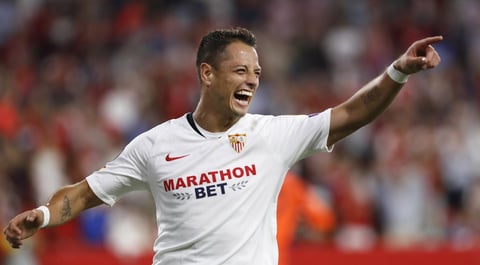 Con gol de 'Chicharito', Sevilla gana en la Europa League