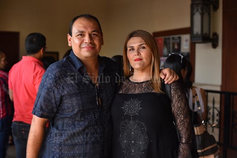 04102019 Francisco y Astrid.