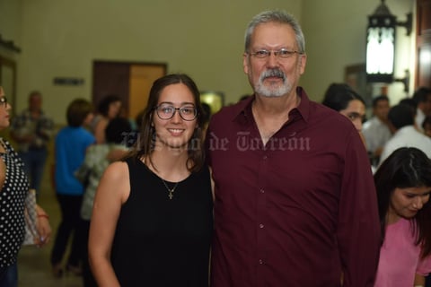 04102019 Karen y Joe.
