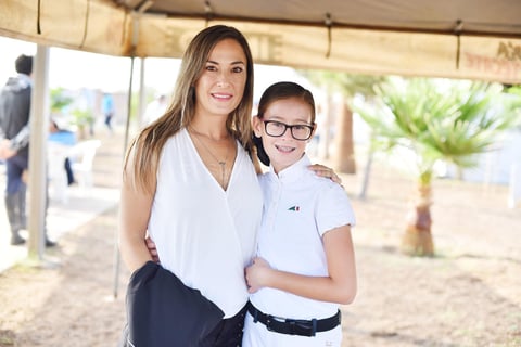 Ani y Sofía.