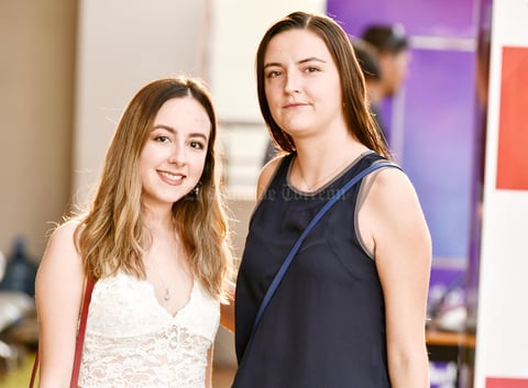Susana y Elisa.