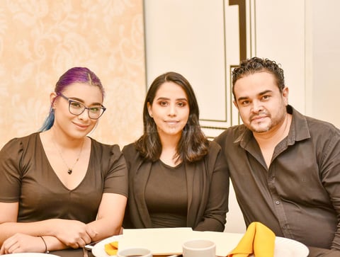 Roxana,Alejandra y Oscar.