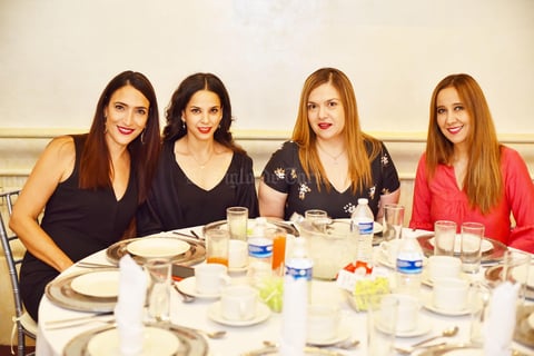 Ana Elisa, blanca, nayos y Karla