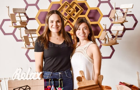 Noelie Cabello y Gretel Furrer.
