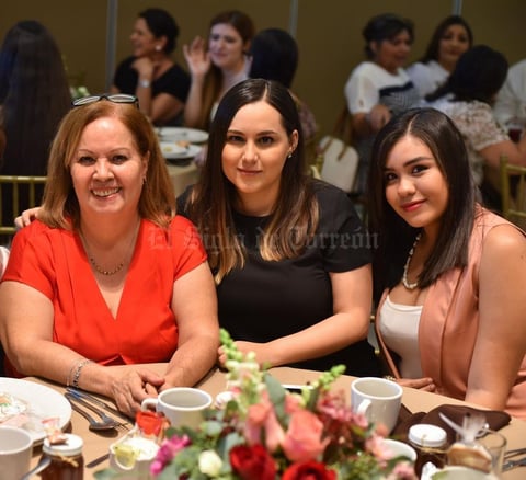 09102019 Marifer, Denisse, Laura y Claudia.