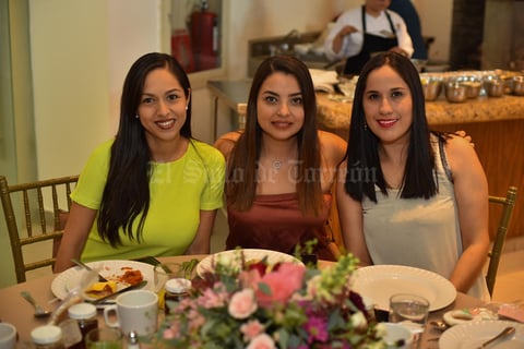09102019 Felicitan a la novia