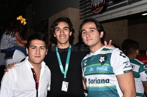 11102019 Víctor, Juan Pablo y Enrique.