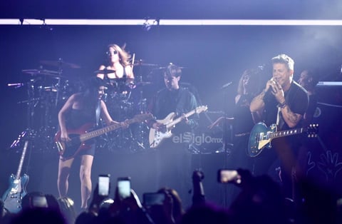 Torreón vivió una romántica velada con el cantante español 