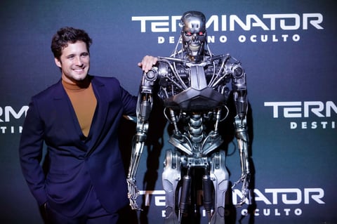 Linda Hamilton,  Sarah Connor, Diego Boneta y  Tim Miller desfilaron 