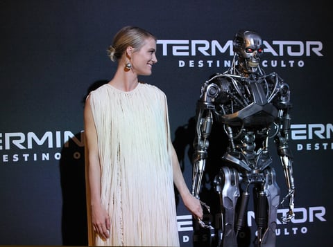 Linda Hamilton,  Sarah Connor, Diego Boneta y  Tim Miller desfilaron 