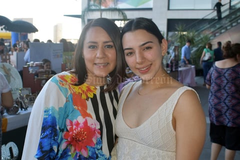 14102019 Aida y Ana Paula.