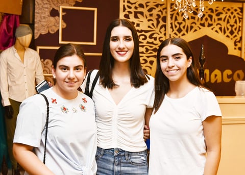 Marifer,Luisa y Renata.