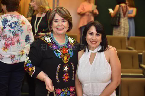 15102019 REUNIóN DE JARDINERAS.  Lupita y Gris.