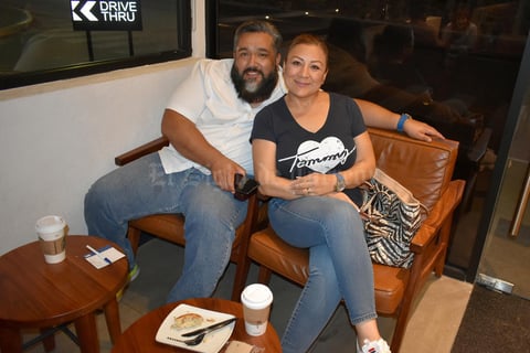 16102019 Fernando y Jazmín.
