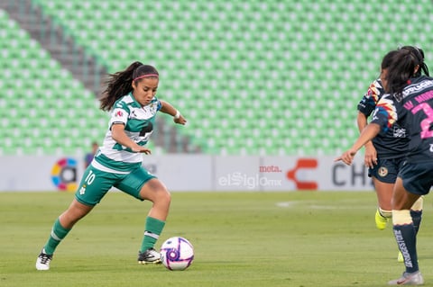 Guerreras vs Águilas Cinthya Peraza

Cinthya Peraza Fernández #10 Media Santos
Santos vs America
juego correspondiente a la jornada 16 de la apertura 2019 de la Liga MX femenil en TSM Oficial - lunes 21 de octubre de 2019 19:00h
América, Liga MX Femenil, Santos América, Santos Femenil, Santos Laguna
