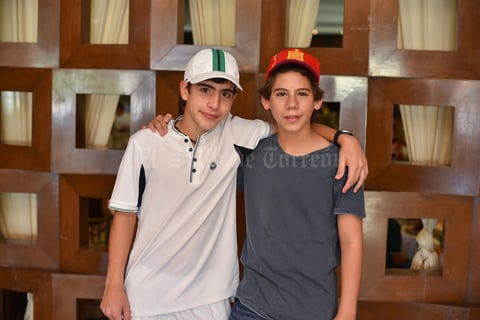 19102019 AMIGOS.  Mauricio y Antonio.