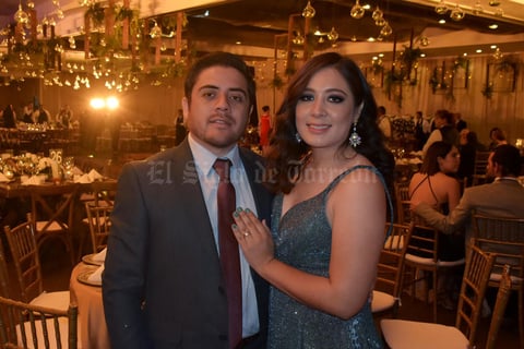 23102019 EN PAREJA.  Víctor y Dulce.