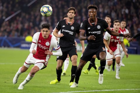 Edson Álvarez y 'Chucky' Lozano fueron titulares con el Ajax y Napoli respectivamente