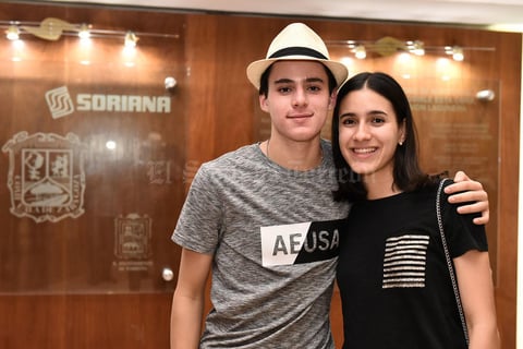 25102019 J acobo y Tere.