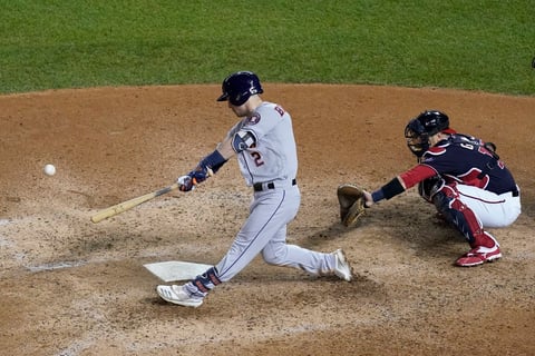 Astros empatan la Serie Mundial ante Nacionales